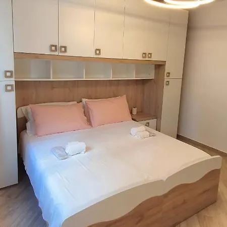 Apartment La Dama Di Santa